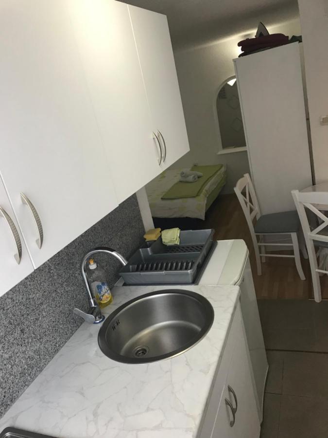 Skenderi Apartment Studio Криквеница Екстериор снимка